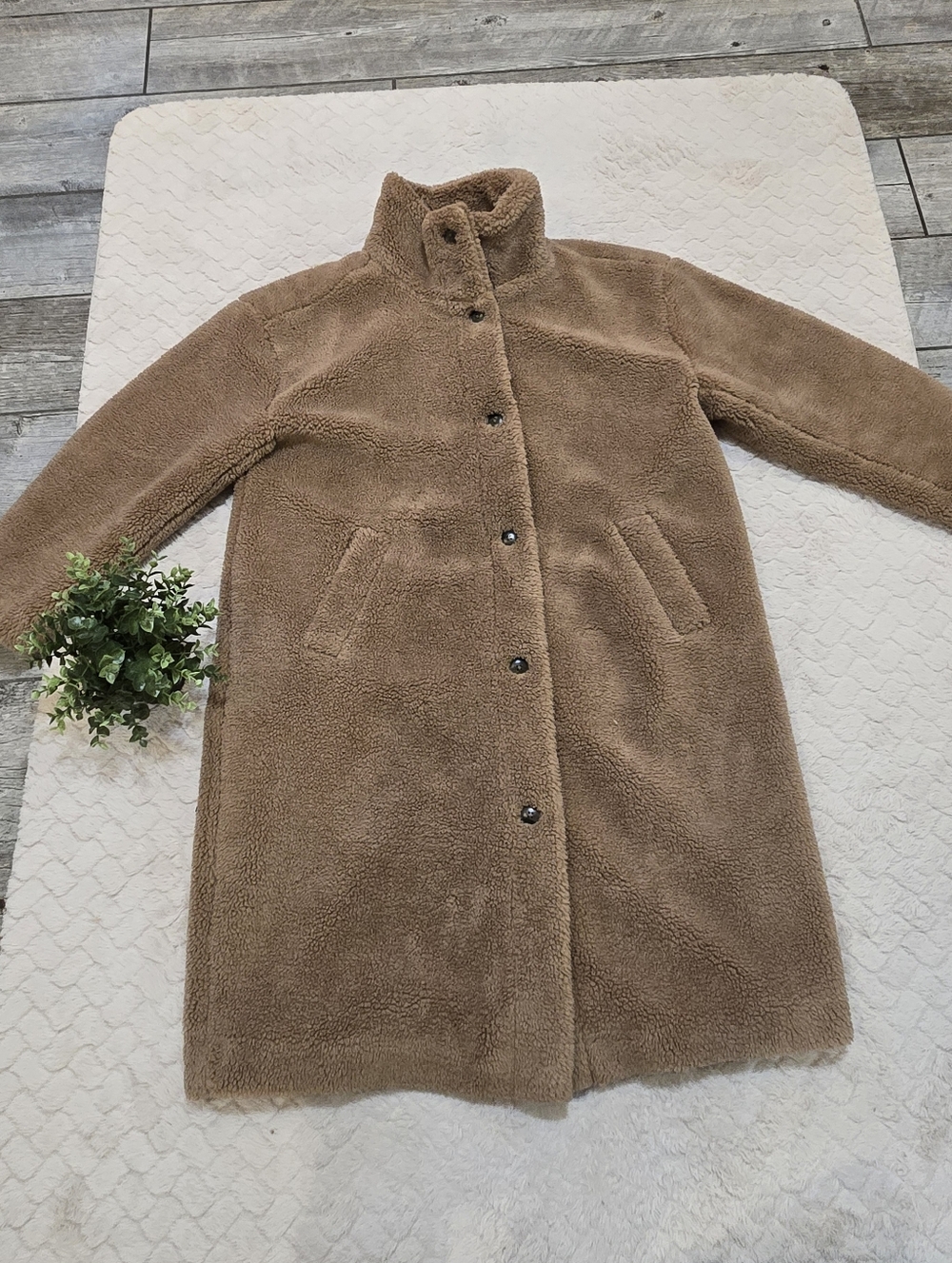 GAP Tan Long Sherpa Button-Front Cozy Preppy Coat, Size X-Large - Picture 3 of 7